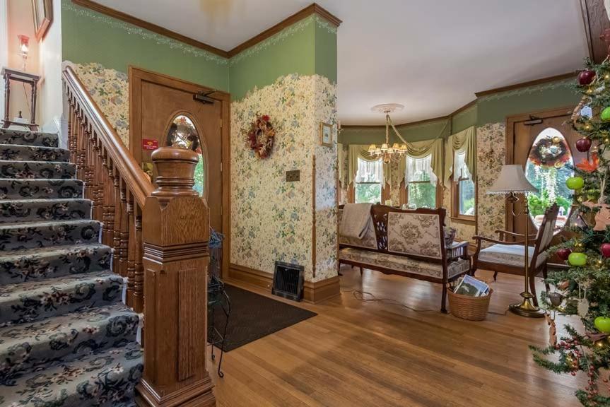 Kingsley House Bed & Breakfast - Full Home Fennville Exterior foto