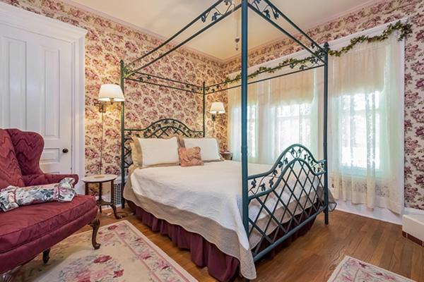 Kingsley House Bed & Breakfast - Full Home Fennville Exterior foto